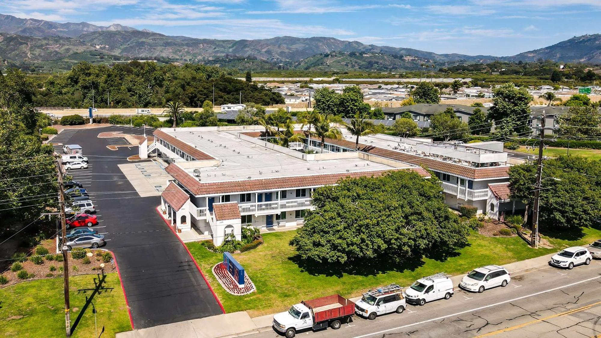 6-carpinteria, Ca - Santa Barbara - South Hotel