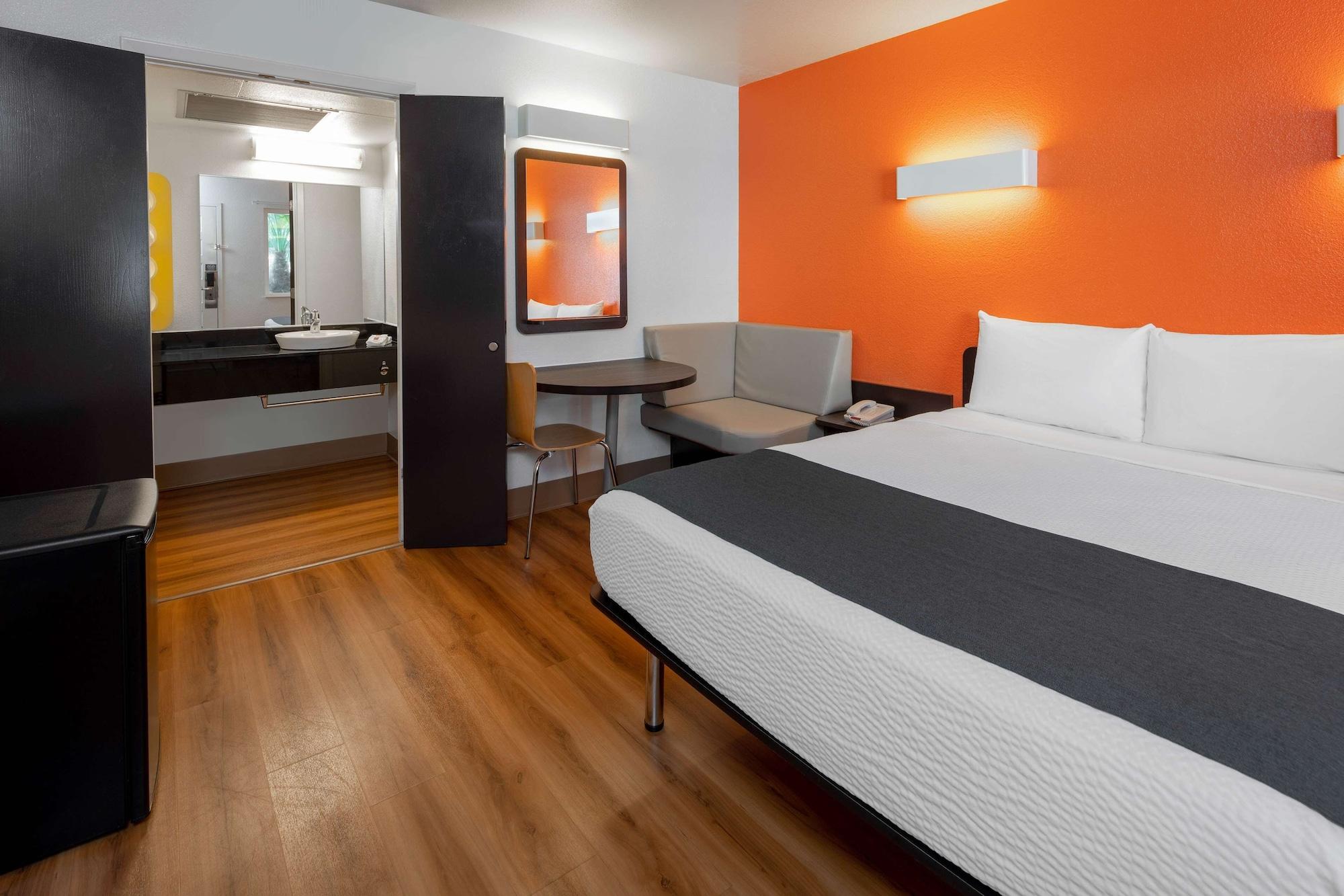 Hotel 6-carpinteria, Ca - Santa Barbara - South