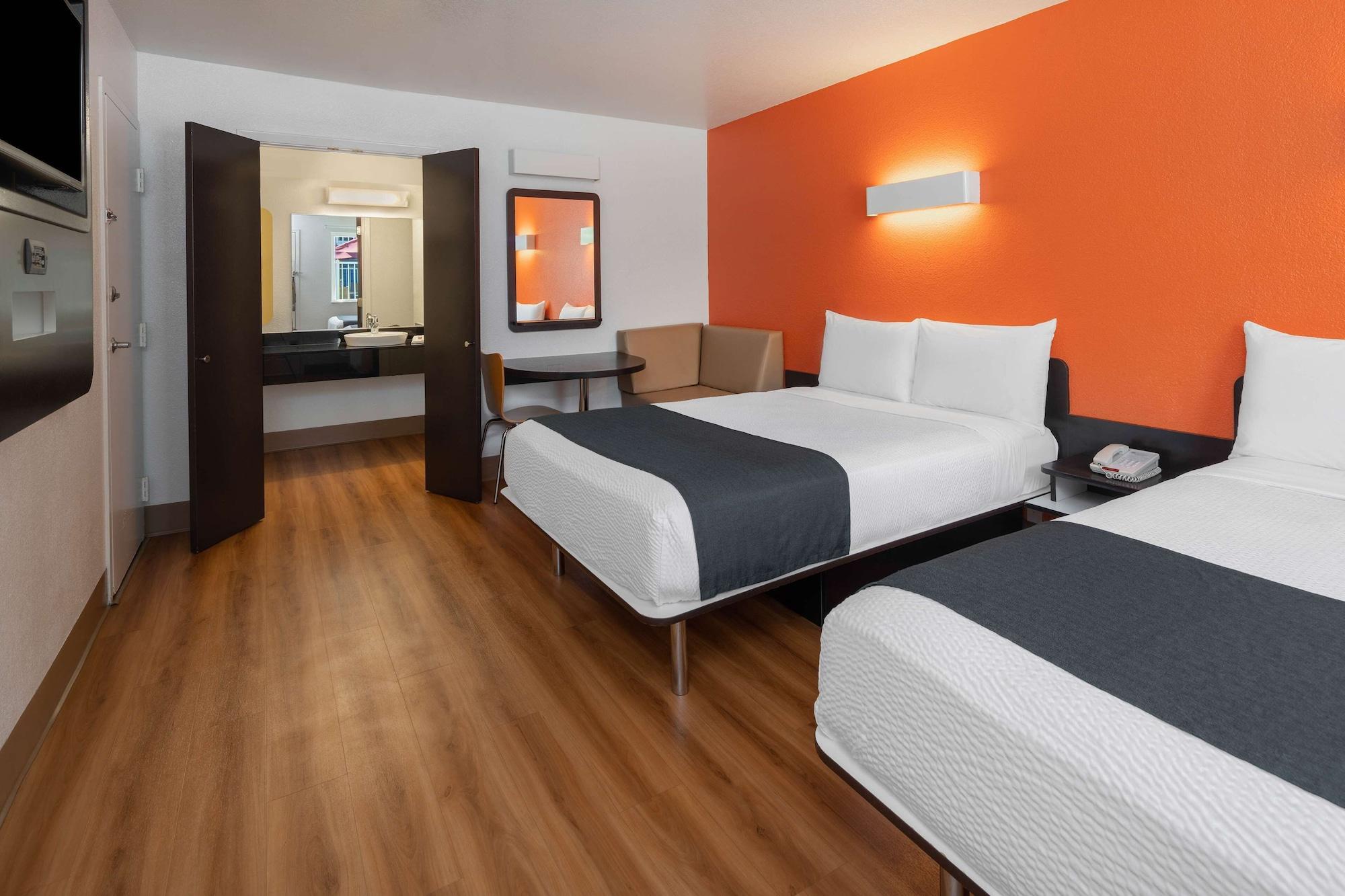 Hotel 6-carpinteria, Ca - Santa Barbara - South Carpinteria